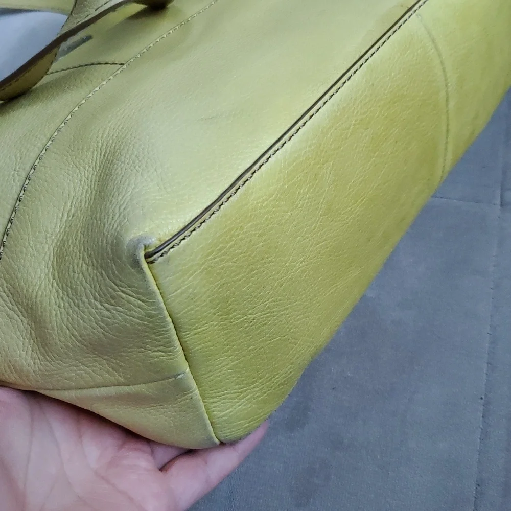Fossil Y2K yellow vintage tote bag